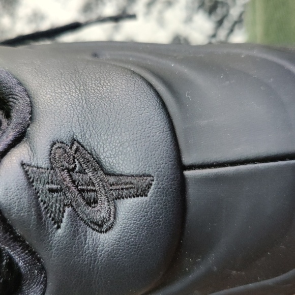 Nike little Posite ONE - Picture 3 of 3